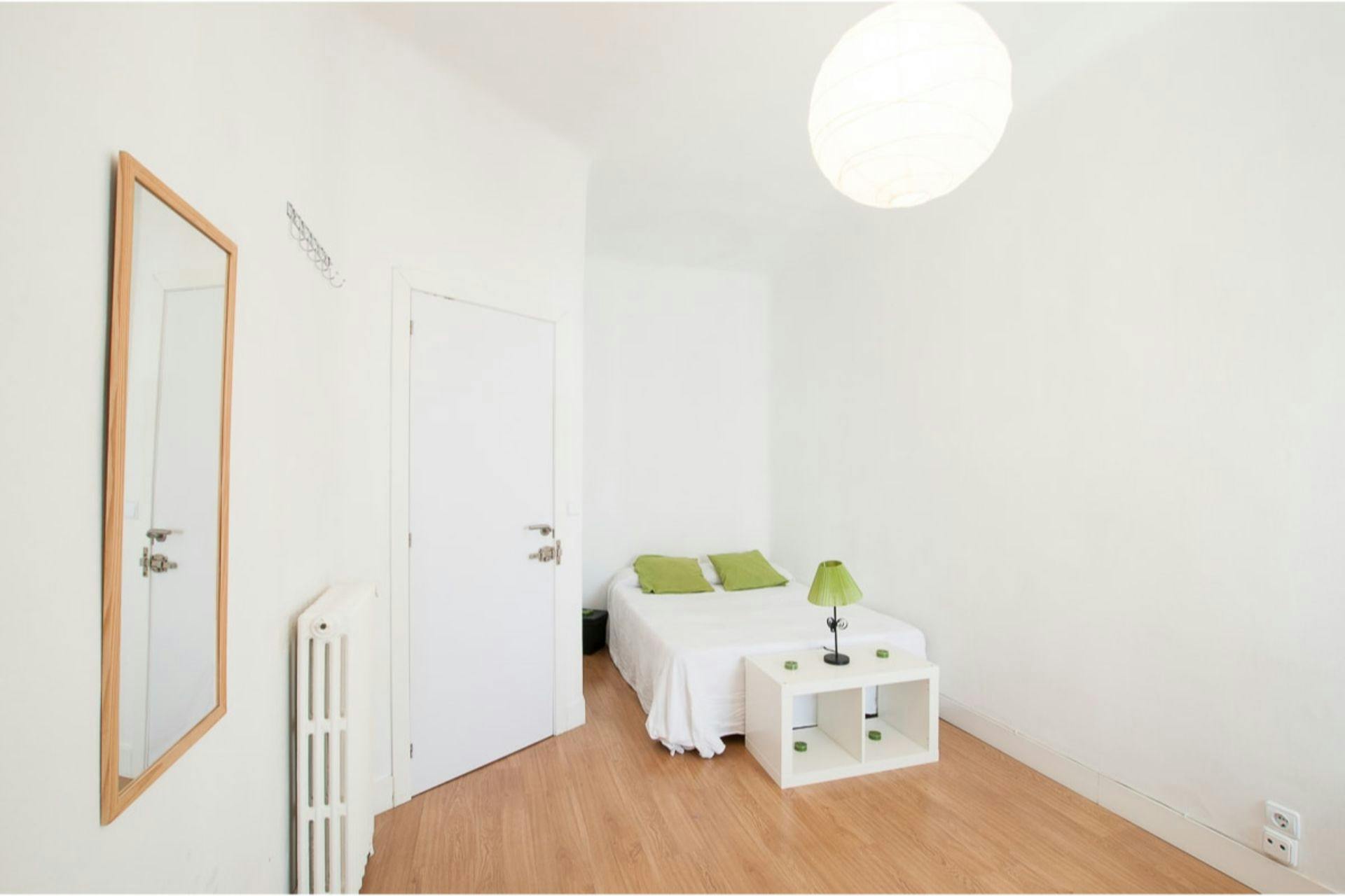 Single room Madrid, 1 bed, 16m² — photo 8