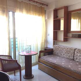 单间公寓 正在以 €460 的月租出租，其位于 Thessaloníki, Artemidos