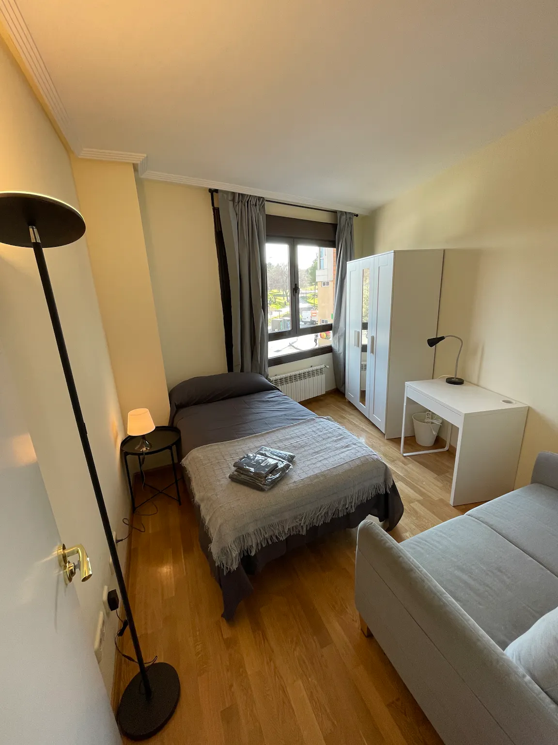 Calle de Amaltea, Madrid preview