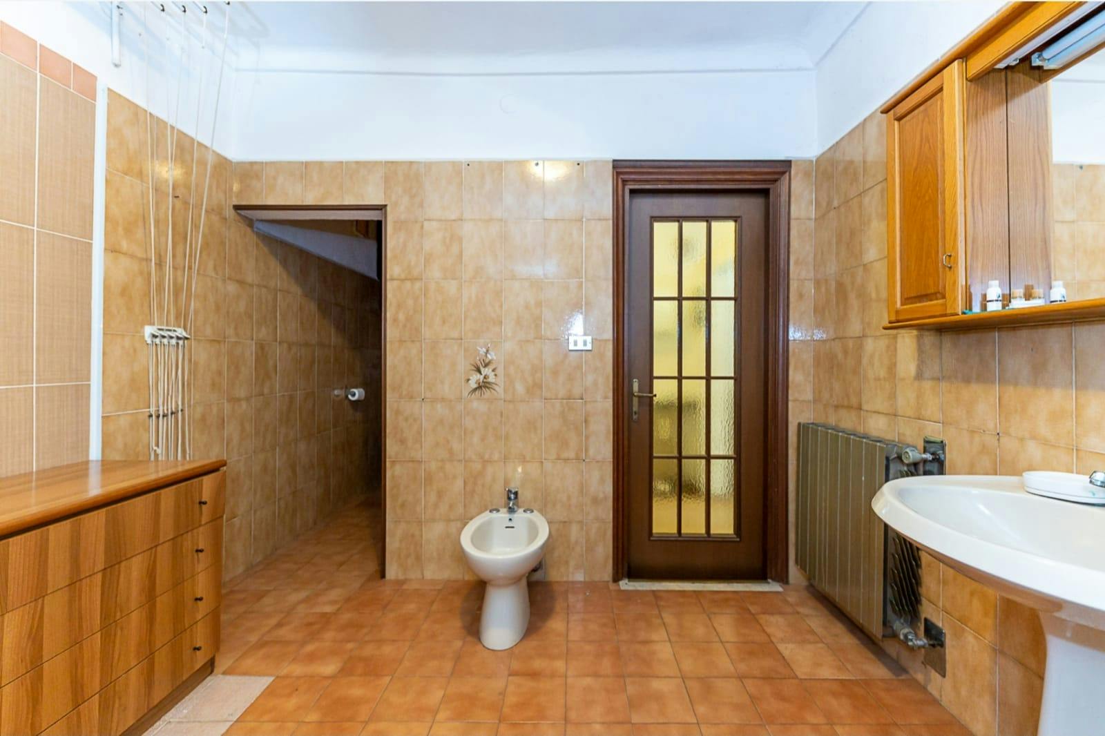 Double room Turin, 1 bed, 22m² — photo 5