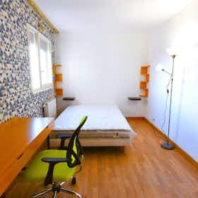 Отдельная комната сдается в аренду за 600 € в месяц в Créteil, Rue Jean Esquirol