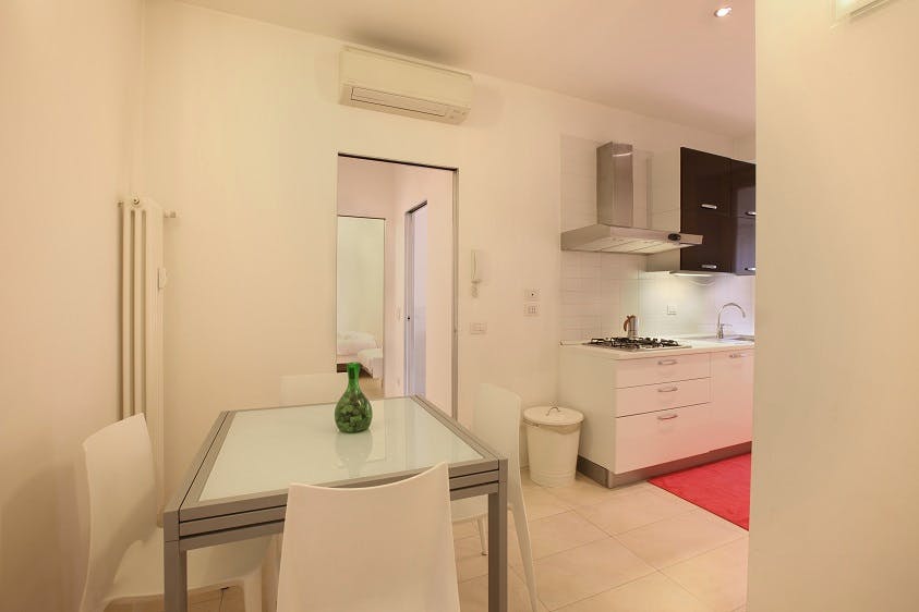 Apartment Milan, 2 beds, 85m² — photo 7