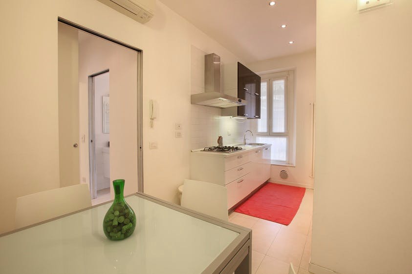 Apartment Milan, 2 beds, 85m² — photo 8