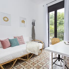 Apartment for rent for €2,280 per month in Barcelona, Passeig de Montjuïc