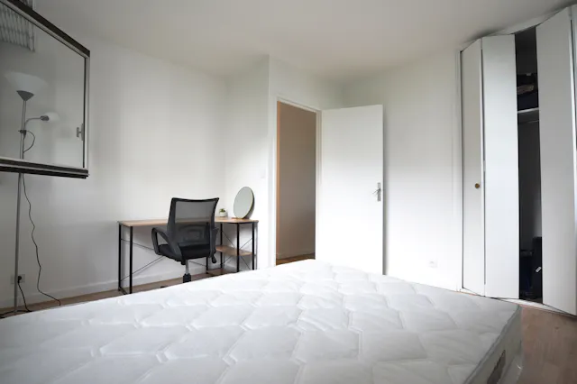 Private room in Allée Jean de La Bruyère, Créteil (1289328) room image 2