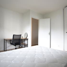 Chambre privée for rent for 580 € per month in Créteil, Allée Jean de La Bruyère