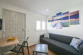 单间公寓 正在以 €1,000 的月租出租，其位于 Lisbon, Rua Carlos Malheiro Dias