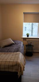 Private room for rent for ISK 96,760 per month in Reykjavík, Bogahlíð
