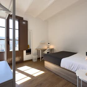 Private room for rent for €595 per month in Barcelona, Carrer Nou de la Rambla