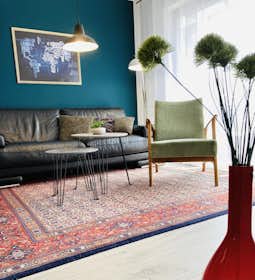 Wohnung zu mieten für 2.050 € pro Monat in Saarbrücken, Dr.-Maurer-Straße