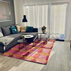 Lägenhet att hyra för 2 150 € i månaden i Saarbrücken, Dr.-Maurer-Straße