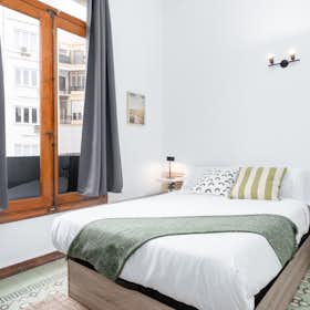 Private room for rent for €530 per month in Valencia, Carrer del Convent Santa Clara