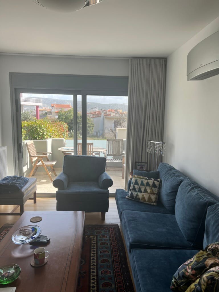 House for rent for €3,800 per month in Vári, Diakou Athanasiou