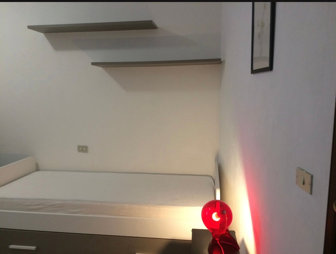 Single room Pisa, 1 bed, 25m² — photo 3