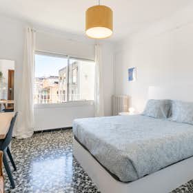 Private room for rent for €856 per month in Barcelona, Carrer del Rosselló