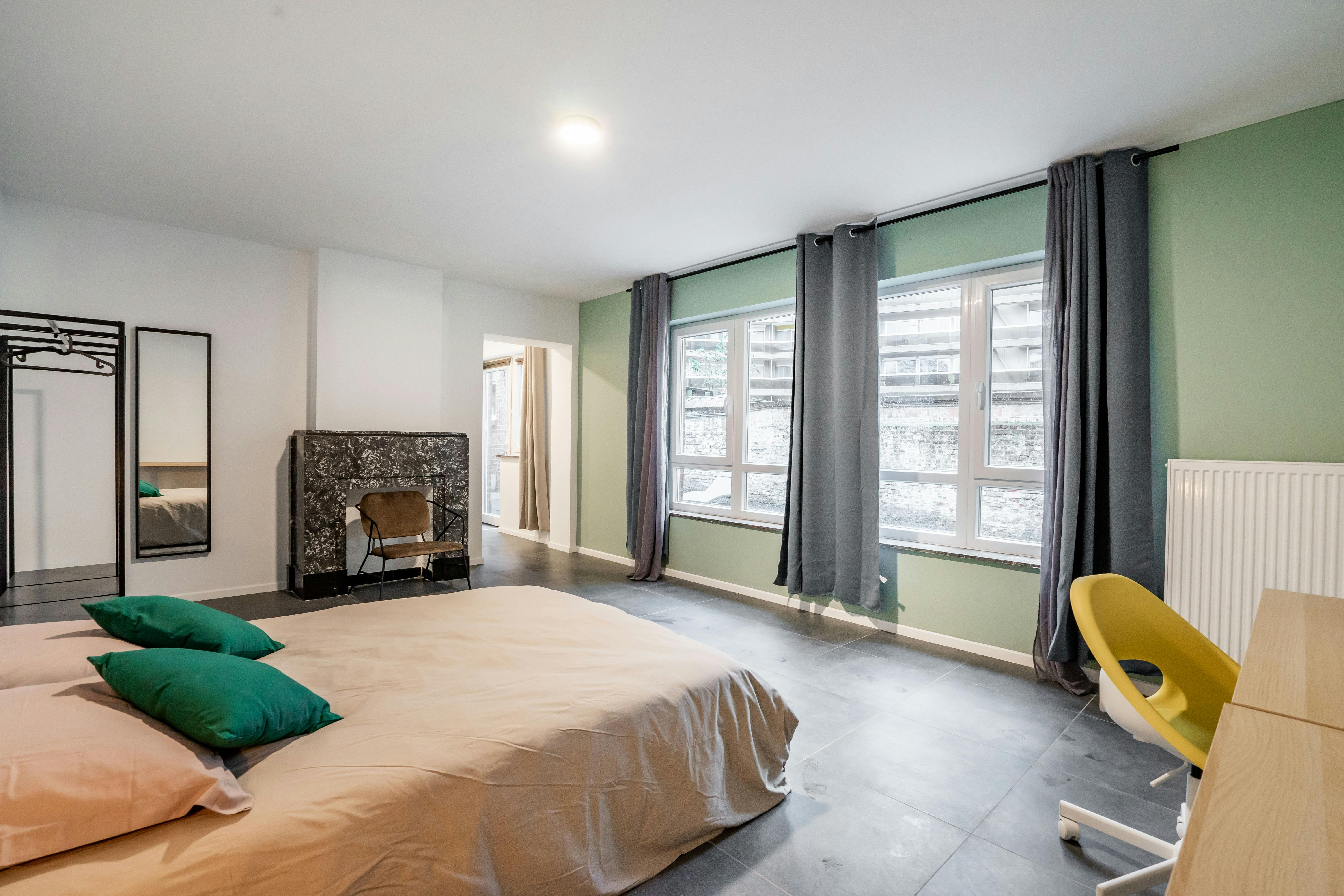 Apartment Charleroi, 700m² — photo 7