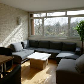 Приватна кімната за оренду для 600 EUR на місяць у Massy, Résidence du Parc