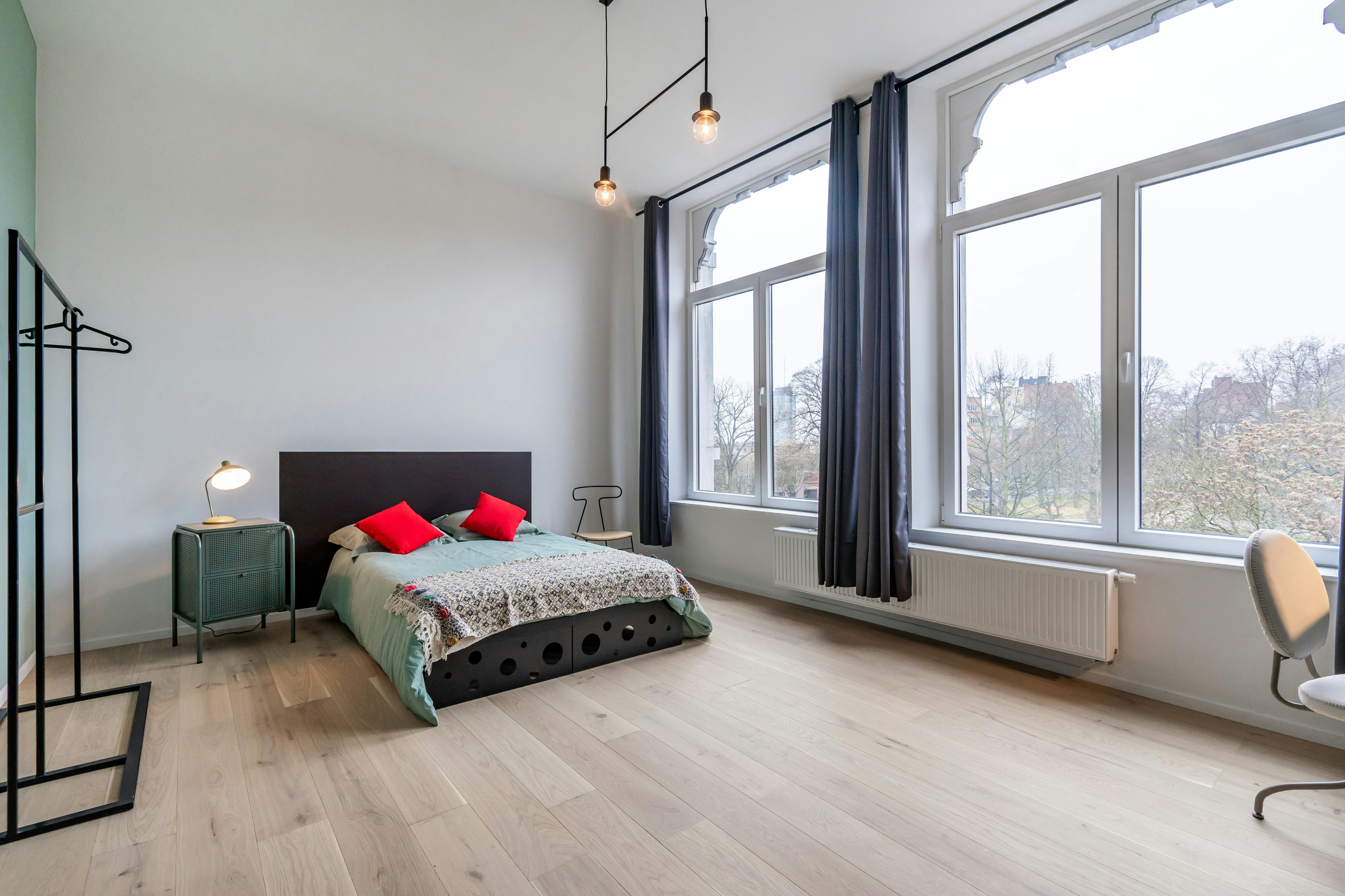 Apartment Charleroi, 700m² — photo 3