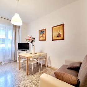 House for rent for €3,650 per month in Milan, Via Andrea Costa