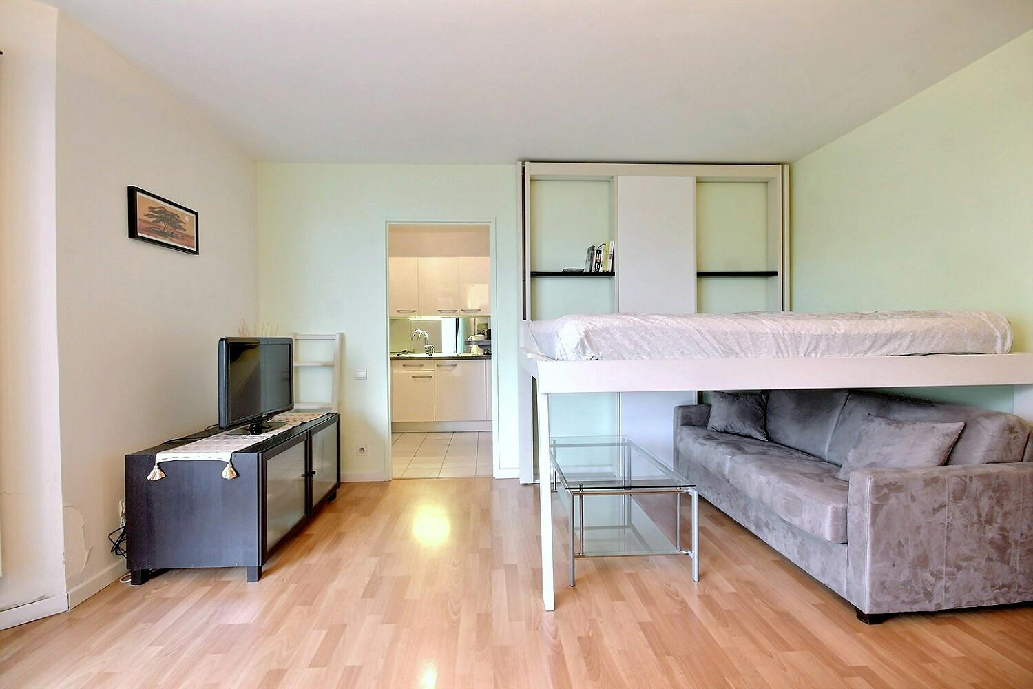 Apartment Suresnes, 30m² — photo 5
