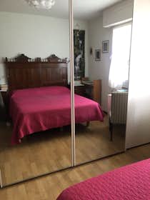 Chambre privée à louer pour 400 €/mois à Parma, Via Bologna