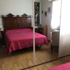 Private room for rent for €400 per month in Parma, Via Bologna