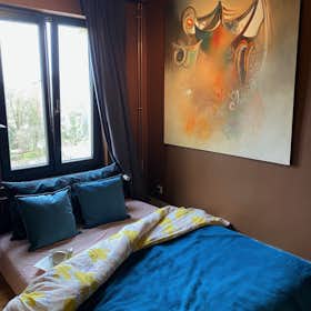 Studio for rent for €759 per month in Saint-Gilles, Rue Defacqz