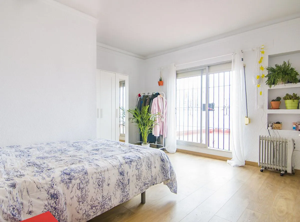 3-Bedroom Apartment in Carrer del Riu Escalona, Valencia (1294298) ROOM 4