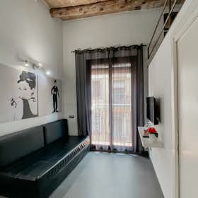 Apartment for rent for €2,500 per month in Barcelona, Carrer del Portal Nou