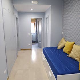 Appartamento for rent for 6.000 € per month in Senigallia, Via Gioacchino Antonio Rossini