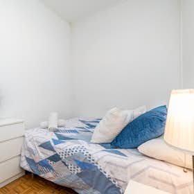 WG-Zimmer for rent for 616 € per month in Barcelona, Carrer de Balmes
