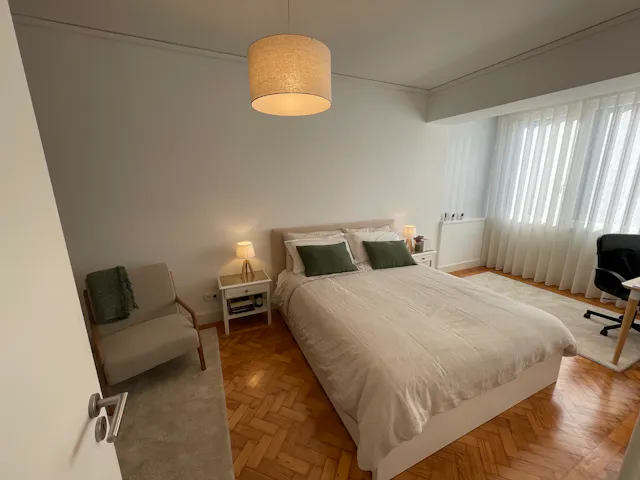 1-Bedroom Apartment in Avenida General Roçadas, Lisbon (1295371) room image 2