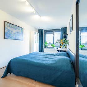 Private room for rent for €1,157 per month in Capelle aan den IJssel, Bernsteinstraat