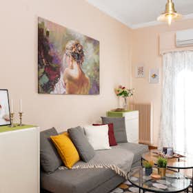 Appartement te huur voor € 700 per maand in Athens, Stenimachou