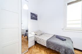 Отдельная комната сдается в аренду за 800 € в месяц в Barcelona, Carrer del Bruc
