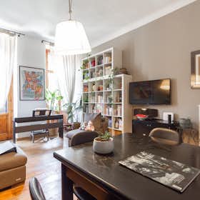 Apartment for rent for €2,000 per month in Milan, Via Lepontina