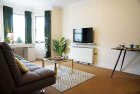 Lägenhet att hyra för 3 027 GBP i månaden i Slough, Windsor Lane