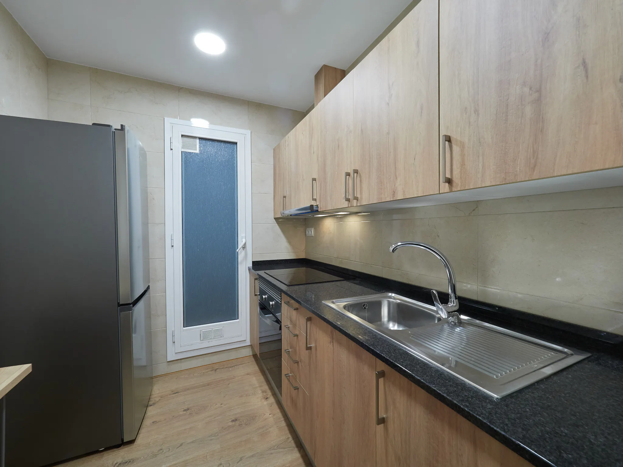 3-Bedroom Apartment in Carrer del Comte Borrell, Barcelona (1296705) ROOM 2