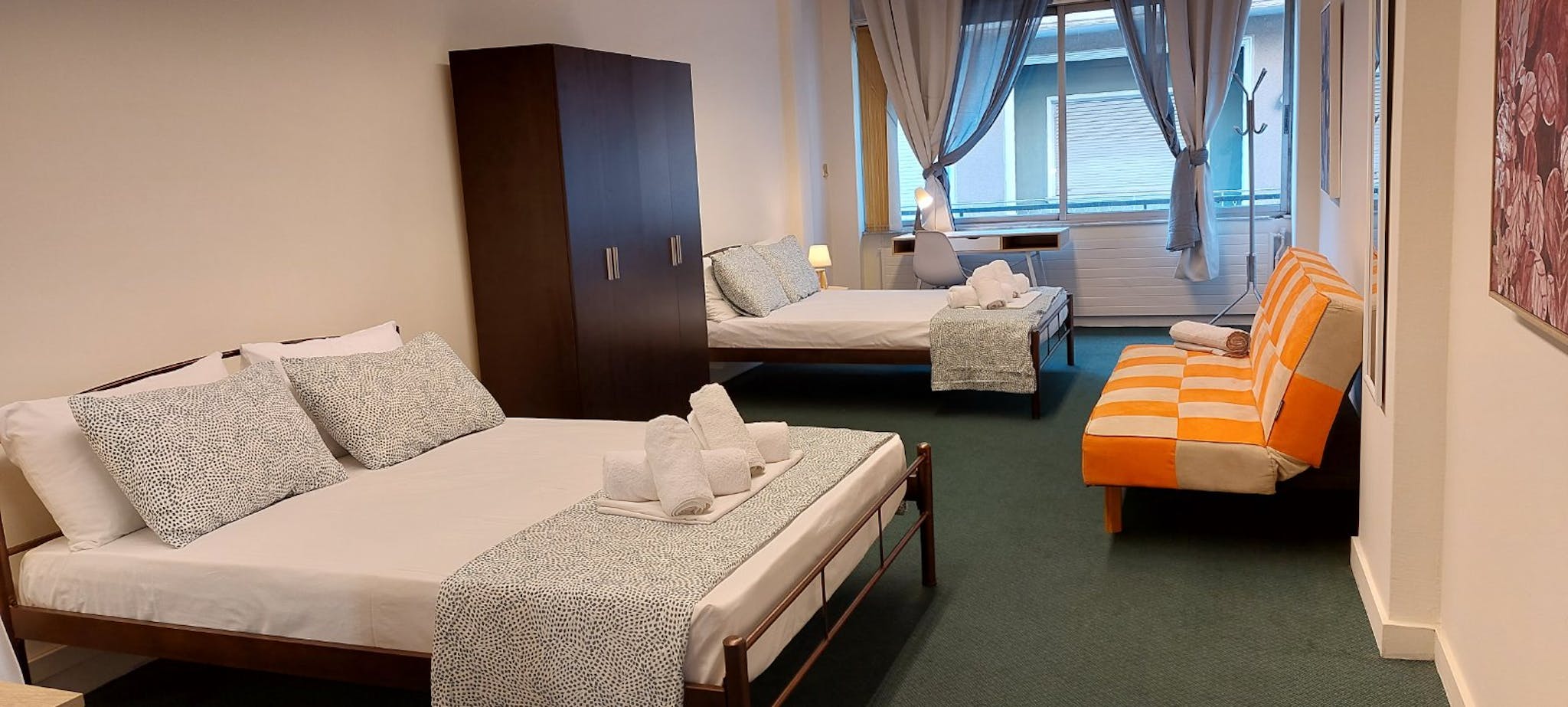 Ithakis, Athens preview