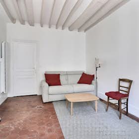 Apartment for rent for €1,916 per month in Paris, Rue Keller