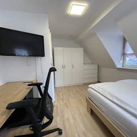 Apartament de închiriat pentru 1.190 EUR pe lună în Stuttgart, Ulmer Straße