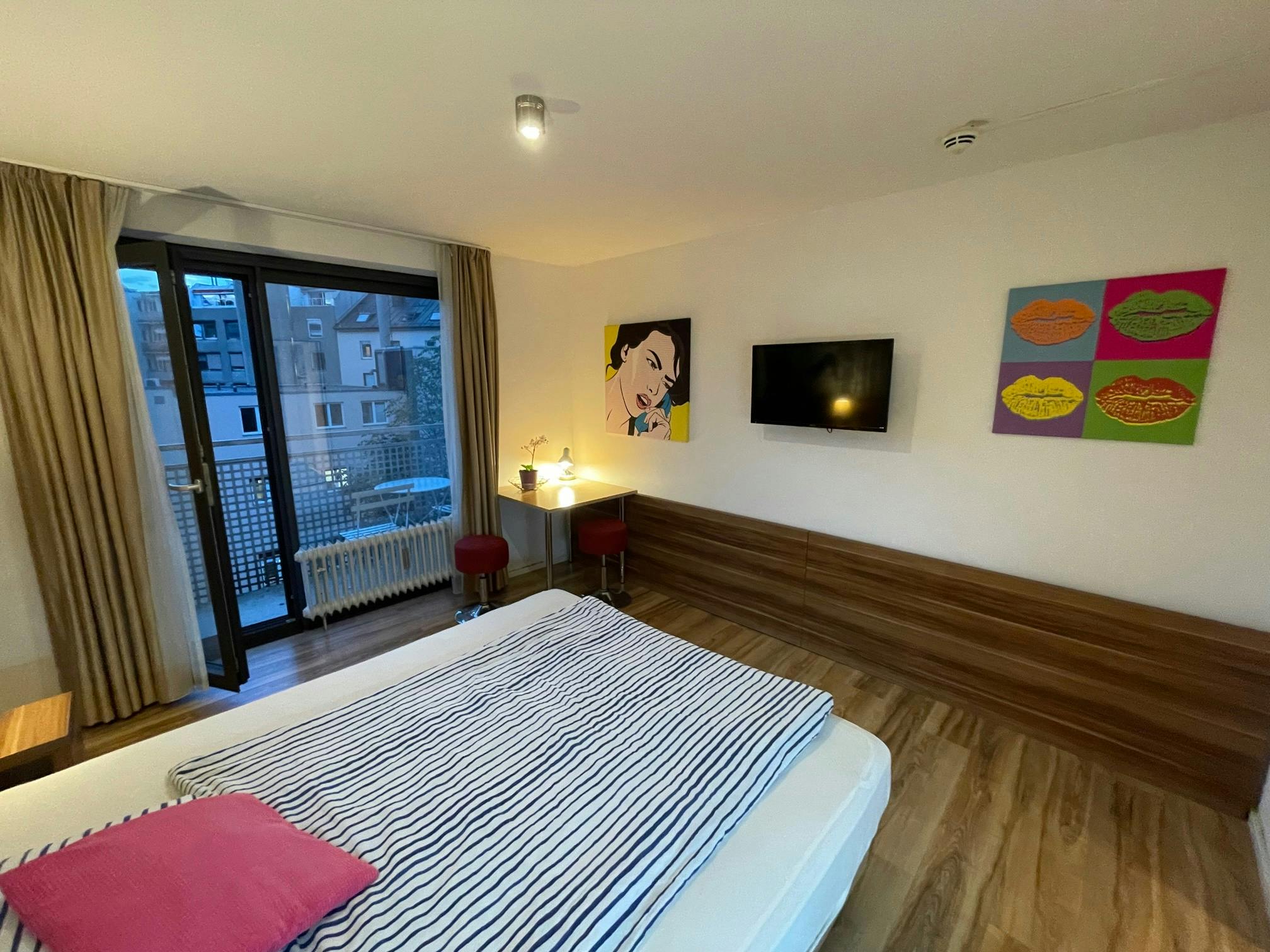 preview gallery tile