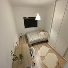 WG-Zimmer for rent for 400 € per month in Barreiro, Rua de Fialho de Almeida
