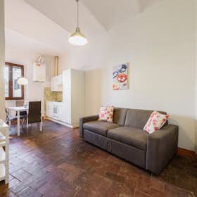 Appartement te huur voor € 1.100 per maand in Florence, Via Palazzuolo