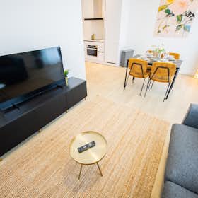 Apartment for rent for €3,200 per month in Rotterdam, Schiedamsesingel