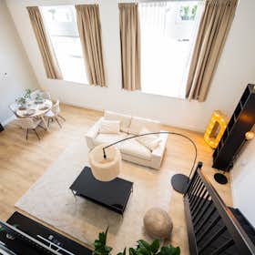 Apartament de închiriat pentru 3.500 EUR pe lună în De Bilt, Essenkamp