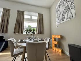 Apartamento para alugar por € 3.500 por mês em De Bilt, Essenkamp