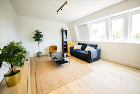 Apartamento para alugar por € 3.200 por mês em De Bilt, Essenkamp