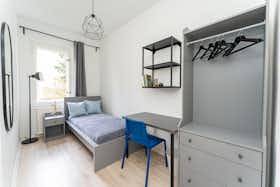 Privé kamer te huur voor € 680 per maand in Berlin, Lauterberger Straße