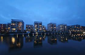 Wohnung zu mieten für 3.500 € pro Monat in Offenbach, Hafeninsel